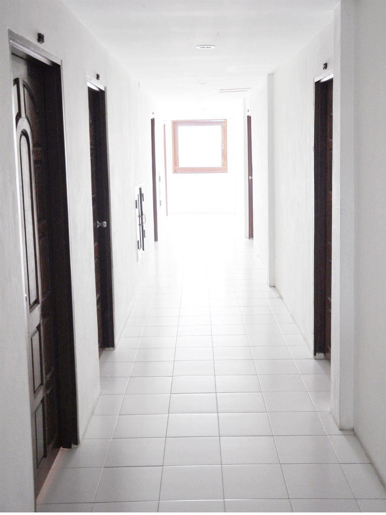 פאטאיה Highfive Guest House מראה חיצוני תמונה
